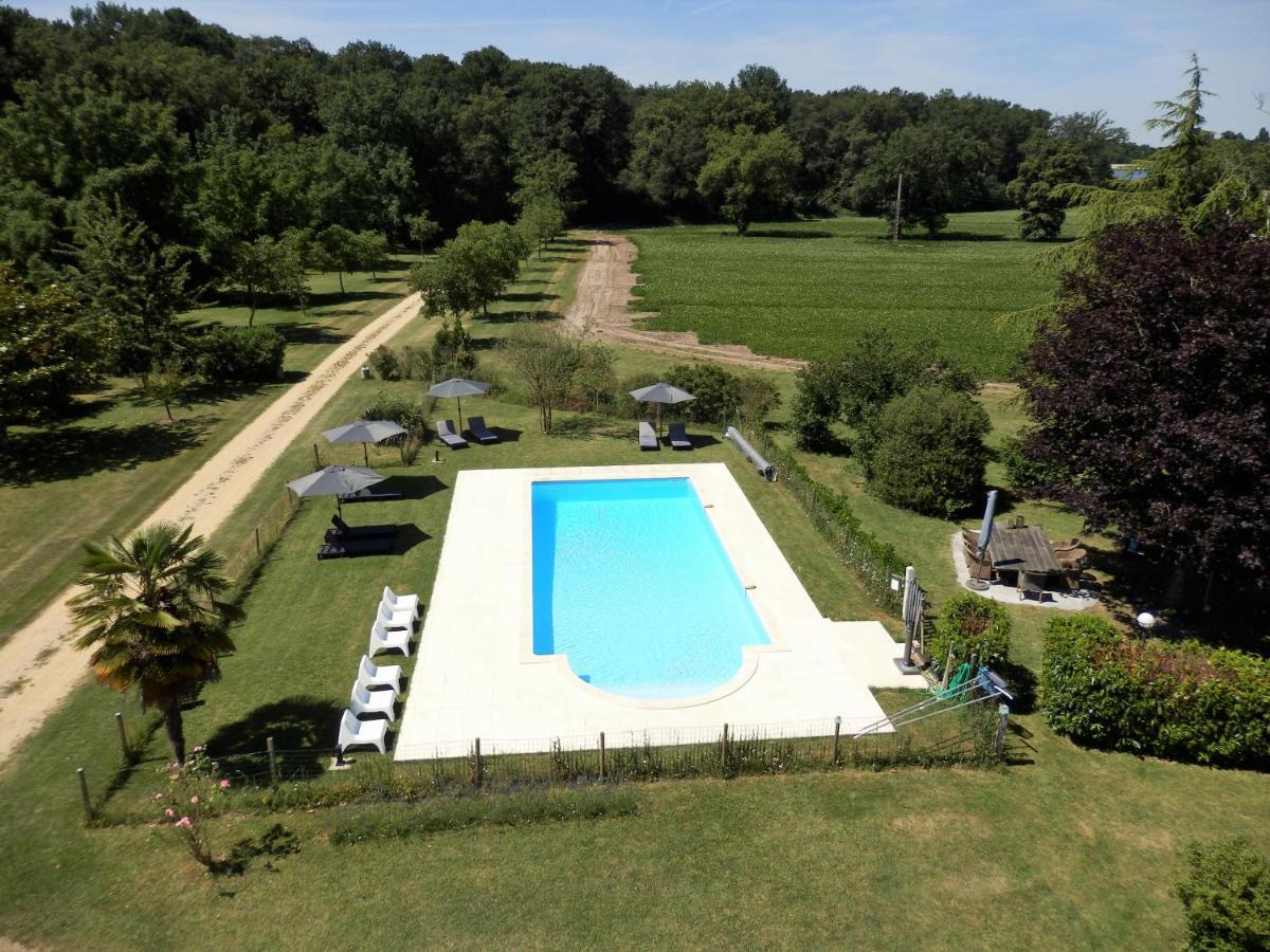 Chateau La Mothaye - Self Catering Apartments With Pool In The Loire Valley Les Bois-d'Anjou Exterior photo