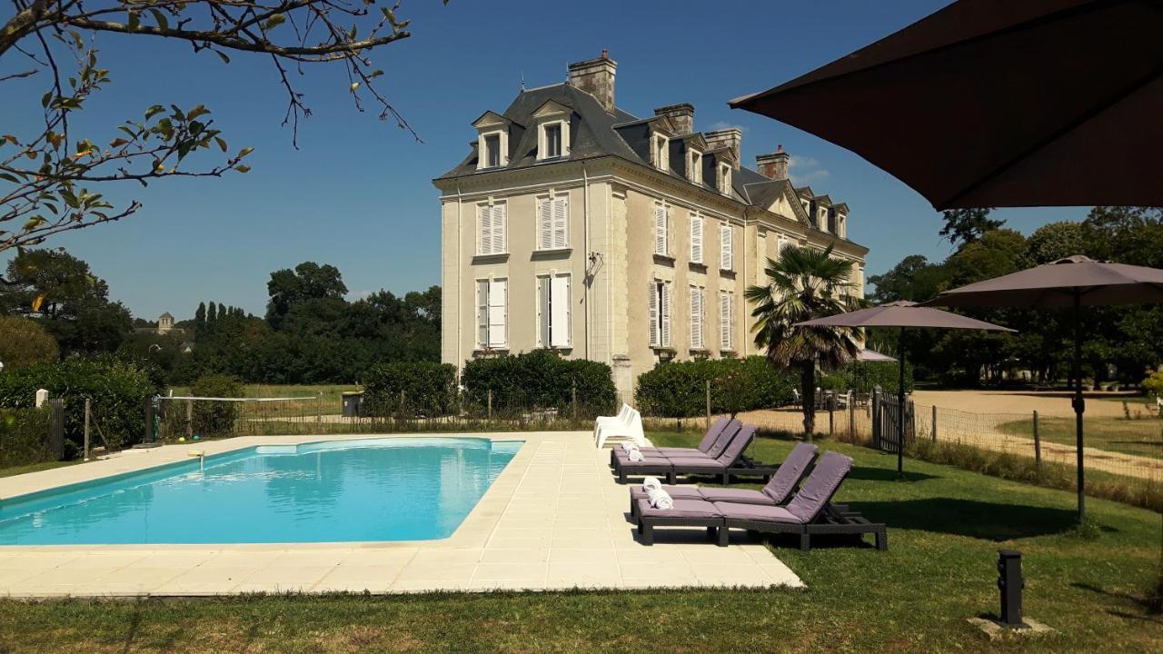 Chateau La Mothaye - Self Catering Apartments With Pool In The Loire Valley Les Bois-d'Anjou Exterior photo