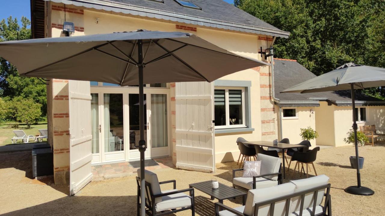 Chateau La Mothaye - Self Catering Apartments With Pool In The Loire Valley Les Bois-d'Anjou Exterior photo